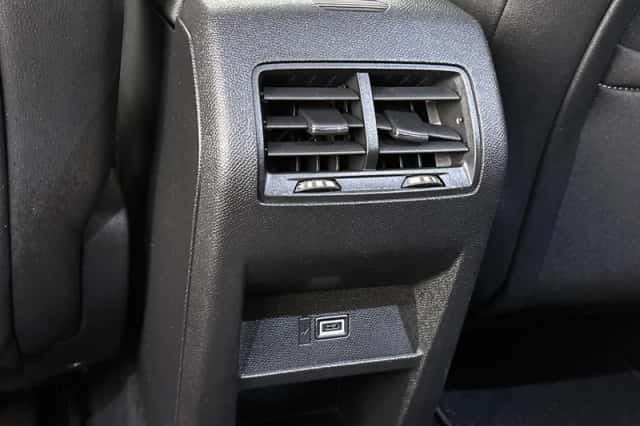 Opel Astra (2022) thumbnail 32