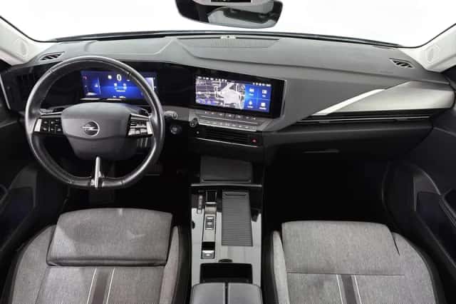 Opel Astra (2022) thumbnail 7