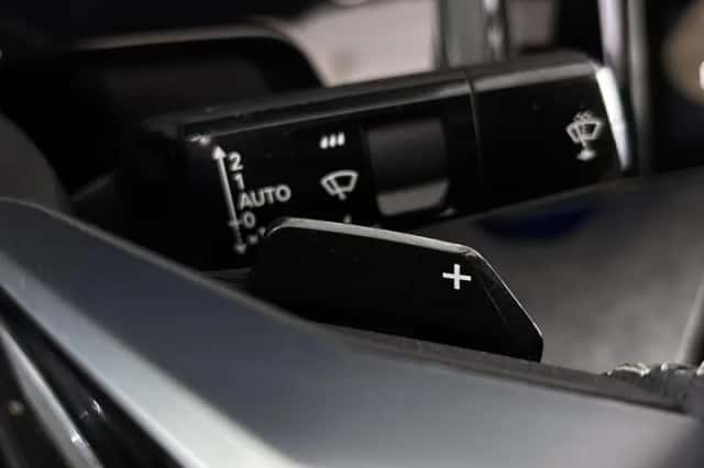 Peugeot e-3008 (2024) thumbnail 45