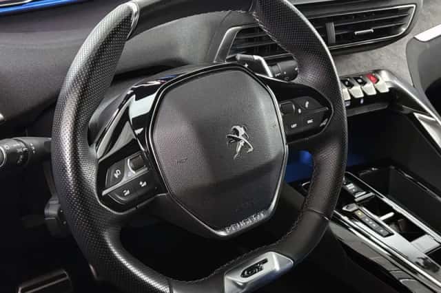 Peugeot 5008 (2023) thumbnail 13