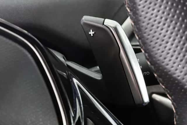 Peugeot 5008 (2023) thumbnail 41