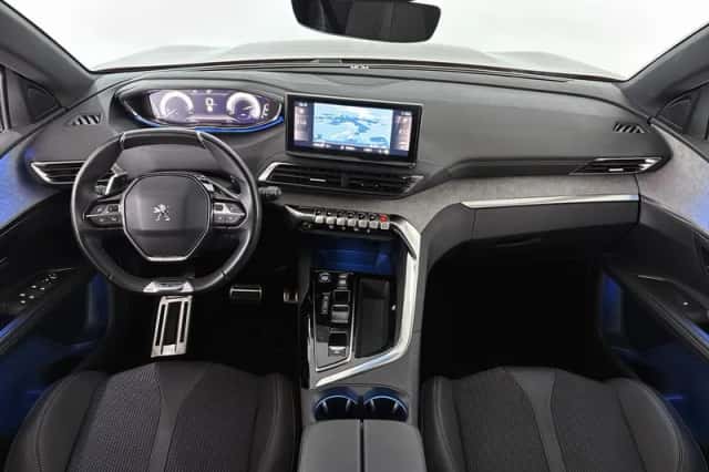 Peugeot 5008 (2023) thumbnail 7