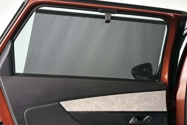 Peugeot 5008 (2023) thumbnail 8