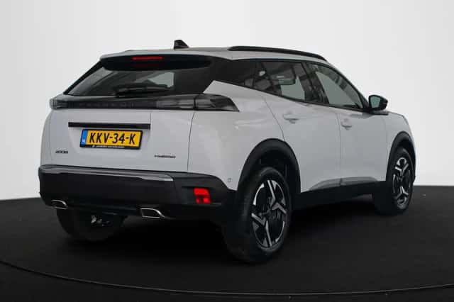 Peugeot 2008 (2025) thumbnail 3