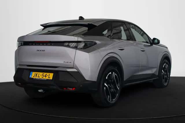 Peugeot 3008 (2025) thumbnail 3