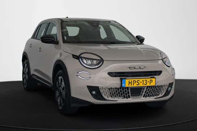 Fiat 600 (2025) thumbnail 2