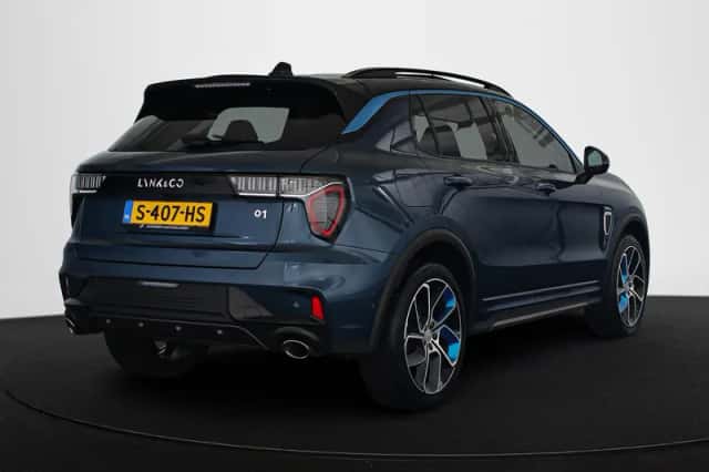 Lynk & Co 01 (2023) thumbnail 3
