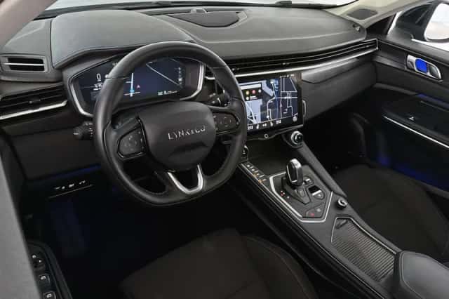 Lynk & Co 01 (2023) thumbnail 5