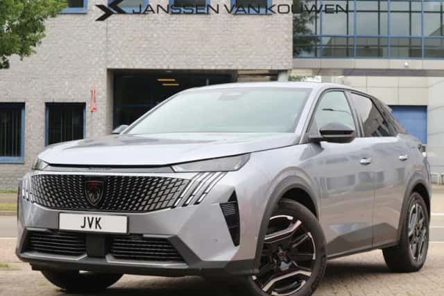 Peugeot 3008 (2025) thumbnail 1