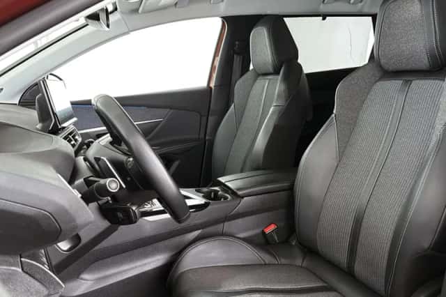 Peugeot 5008 (2022) thumbnail 6