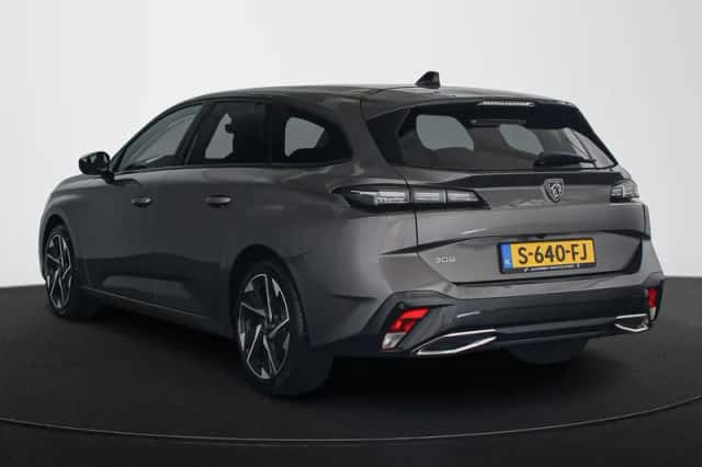 Peugeot 308 (2023) thumbnail 4