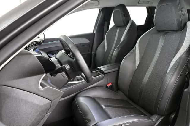 Peugeot 308 (2023) thumbnail 6