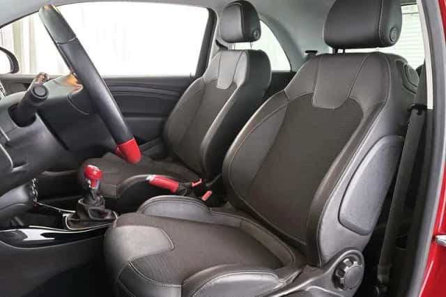 Opel Adam (2017) thumbnail 6