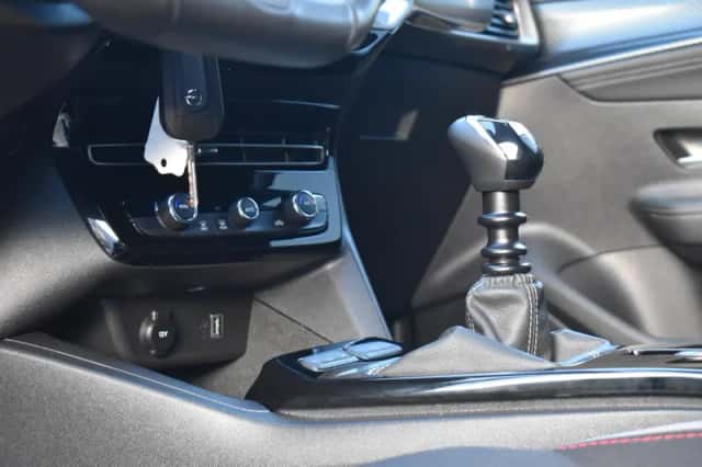Opel Mokka (2022) thumbnail 19