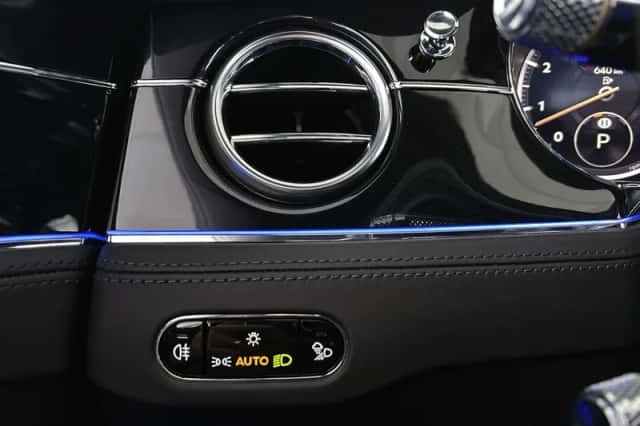 Bentley Continental GT (2020) thumbnail 32