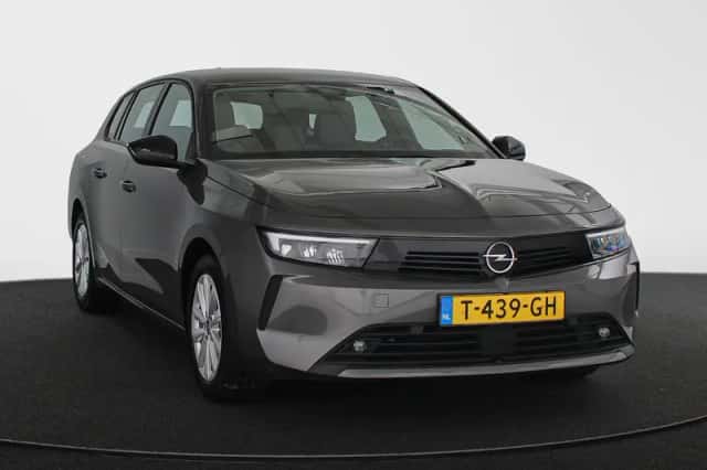 Opel Astra (2023) thumbnail 2