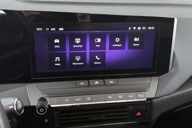 Opel Astra (2023) thumbnail 12