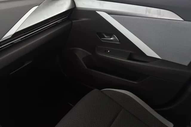 Opel Astra (2023) thumbnail 34