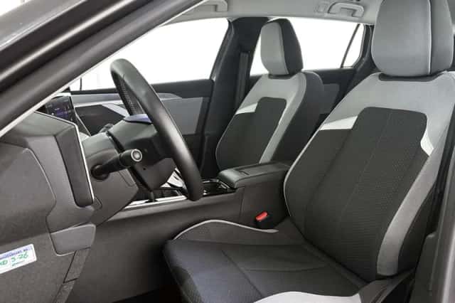 Opel Astra (2023) thumbnail 6