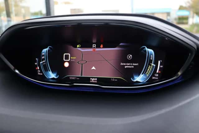 Peugeot 3008 (2022) thumbnail 19