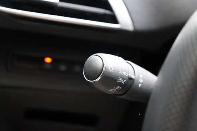 Peugeot 3008 (2022) thumbnail 23
