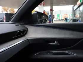 Peugeot 3008 (2022) thumbnail 26