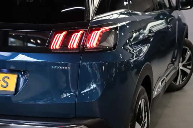 Peugeot 3008 (2022) thumbnail 33