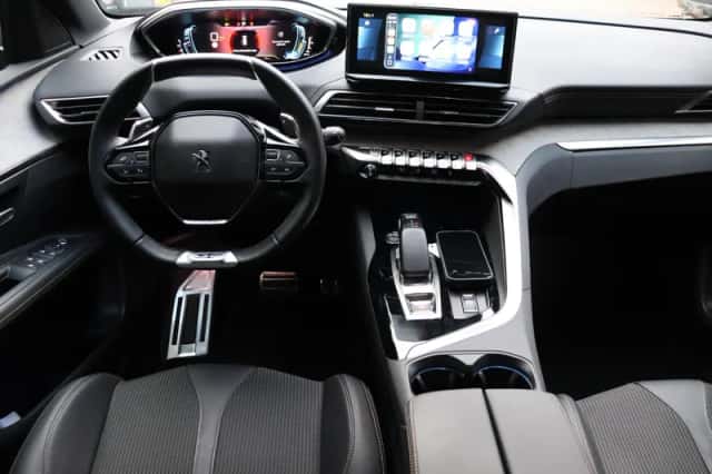Peugeot 3008 (2022) thumbnail 9