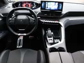 Peugeot 3008 (2022) thumbnail 9