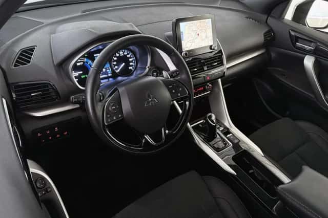 Mitsubishi Eclipse Cross (2023) thumbnail 5
