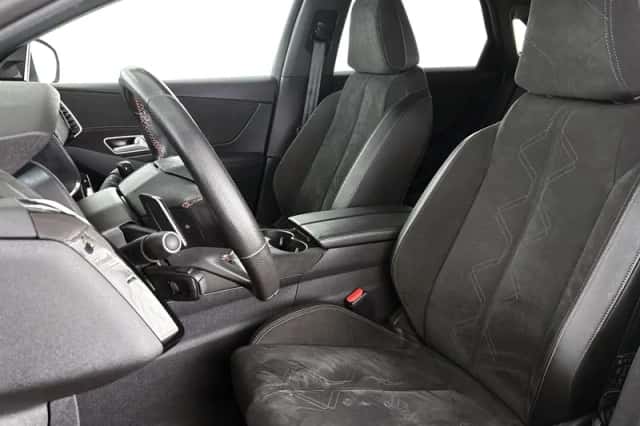 DS 7 (2021) thumbnail 6