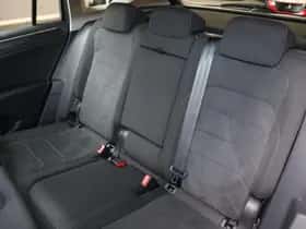 Volkswagen Tiguan (2021) thumbnail 12