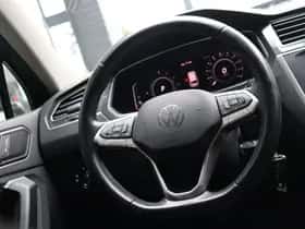 Volkswagen Tiguan (2021) thumbnail 15