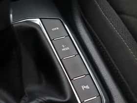 Volkswagen Tiguan (2021) thumbnail 23