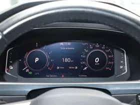 Volkswagen Tiguan (2021) thumbnail 7