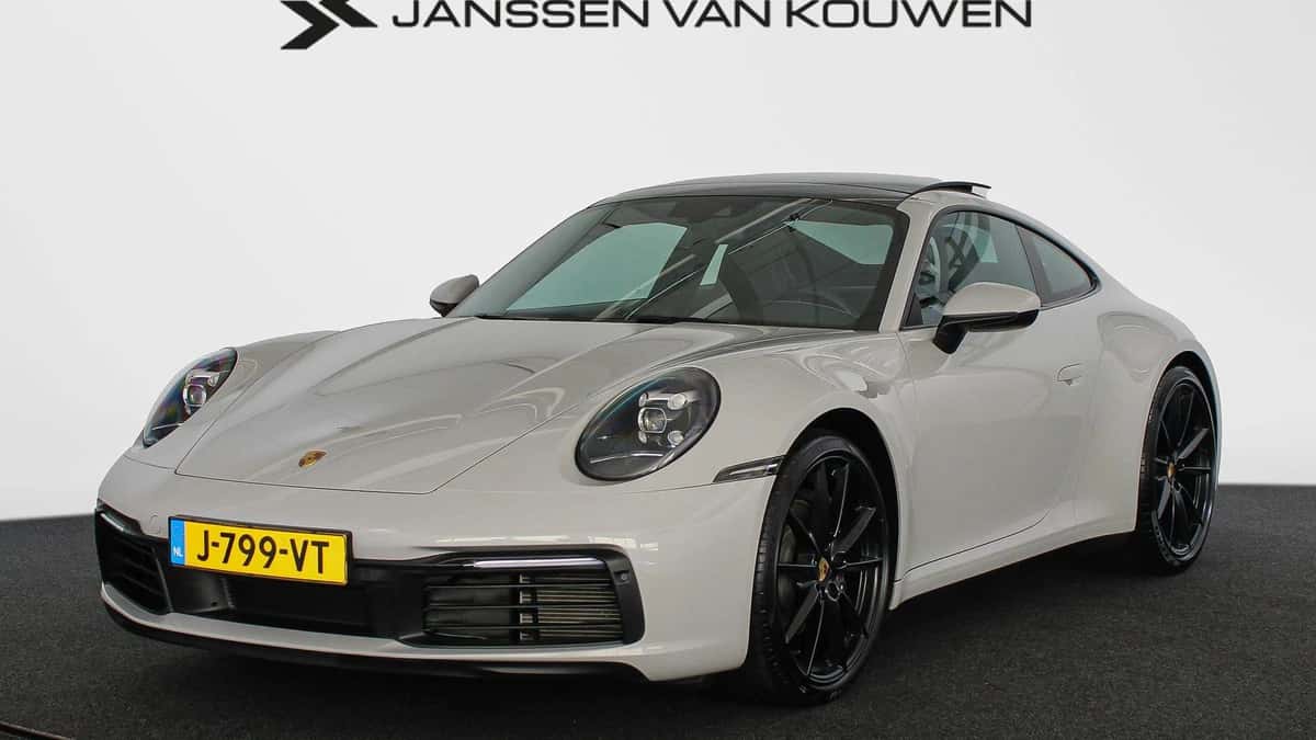 Porsche 911 (2020) — foto 1