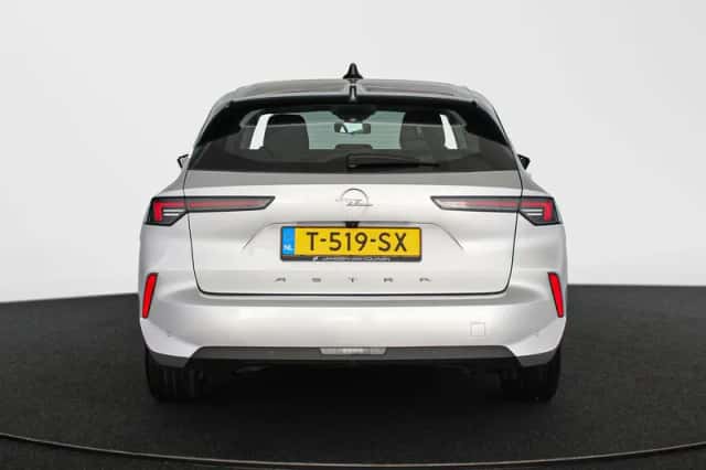 Opel Astra (2023) thumbnail 13
