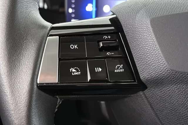 Opel Astra (2023) thumbnail 24
