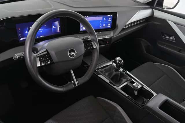 Opel Astra (2023) thumbnail 5