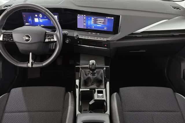 Opel Astra (2023) thumbnail 6