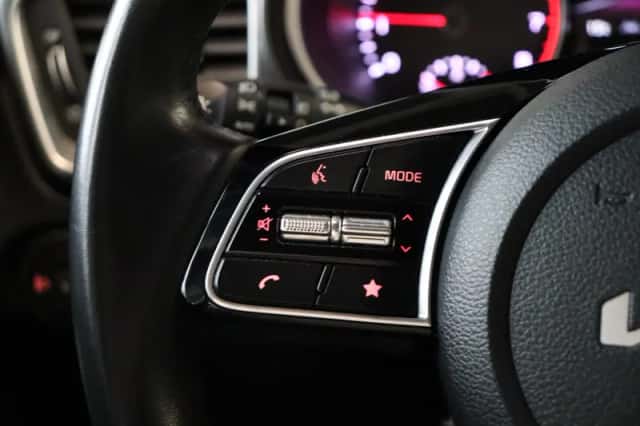 Kia Ceed Sportswagon (2023) thumbnail 13
