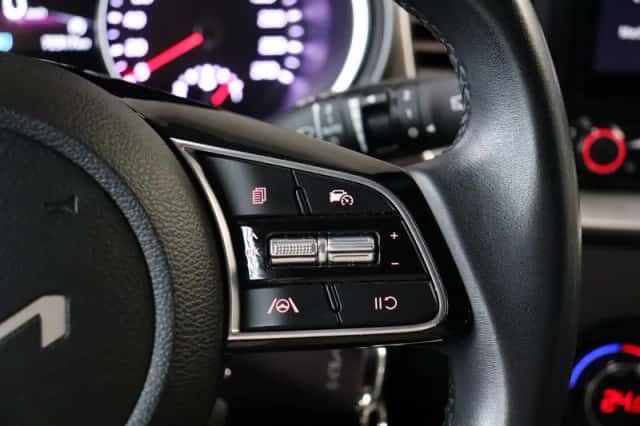 Kia Ceed Sportswagon (2023) thumbnail 14
