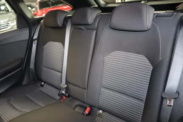 Kia Ceed Sportswagon (2023) thumbnail 9