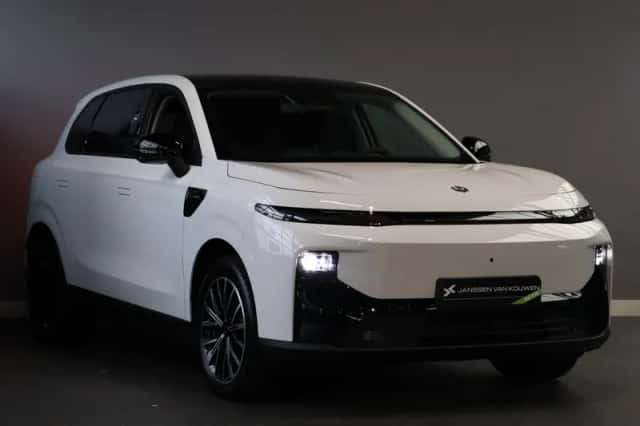 Leapmotor B10 (2026) thumbnail 2