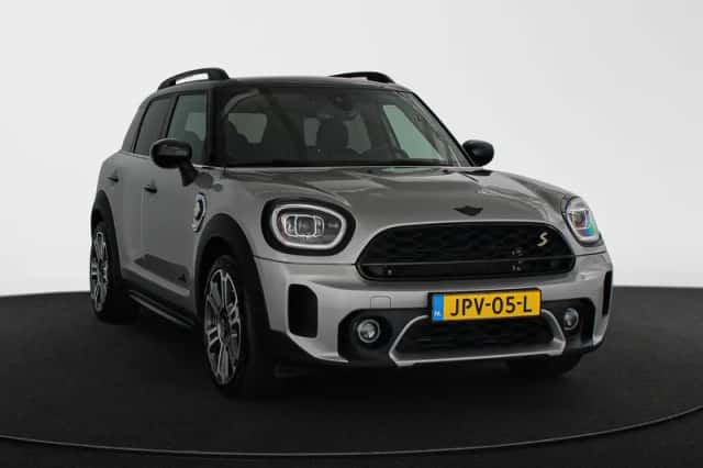 MINI Countryman (2023) thumbnail 2