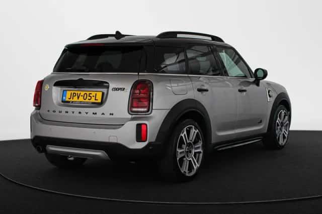 MINI Countryman (2023) thumbnail 3