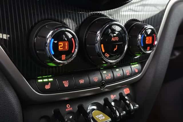 MINI Countryman (2023) thumbnail 24