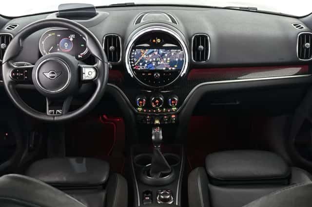 MINI Countryman (2023) thumbnail 8