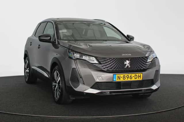 Peugeot 3008 (2021) thumbnail 2