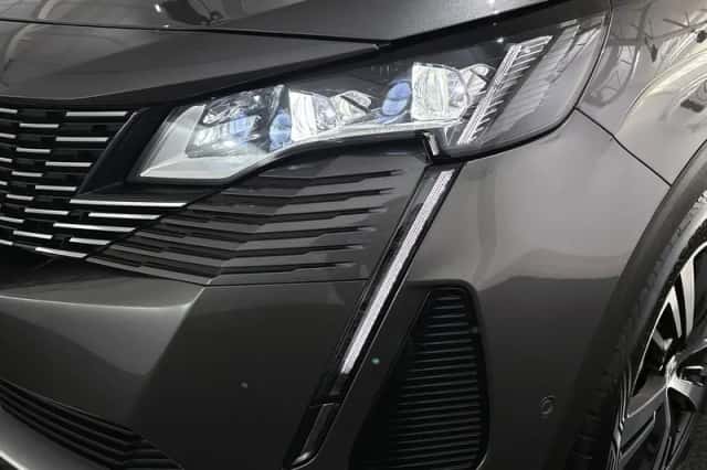 Peugeot 3008 (2021) thumbnail 20